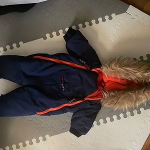 Canada Goose thermal coat. Barely worn. My son only worn it once